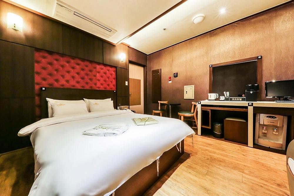 Coco Hotel Чхонджу Екстер'єр фото